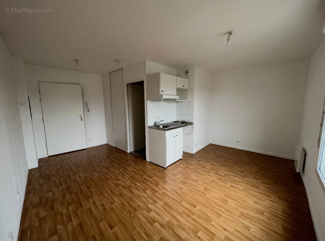 Appartement à CORBEIL-ESSONNES