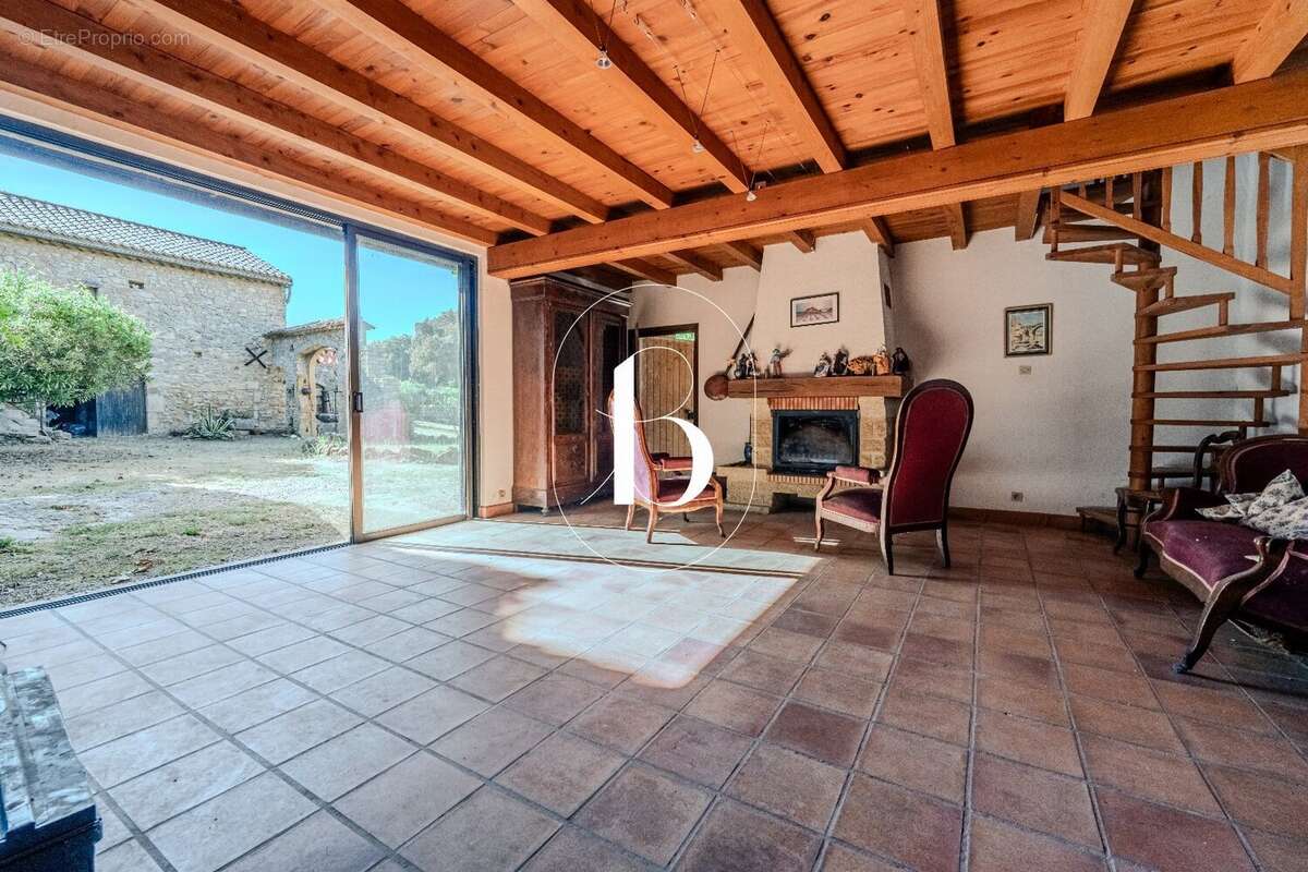 Maison à GOUDARGUES