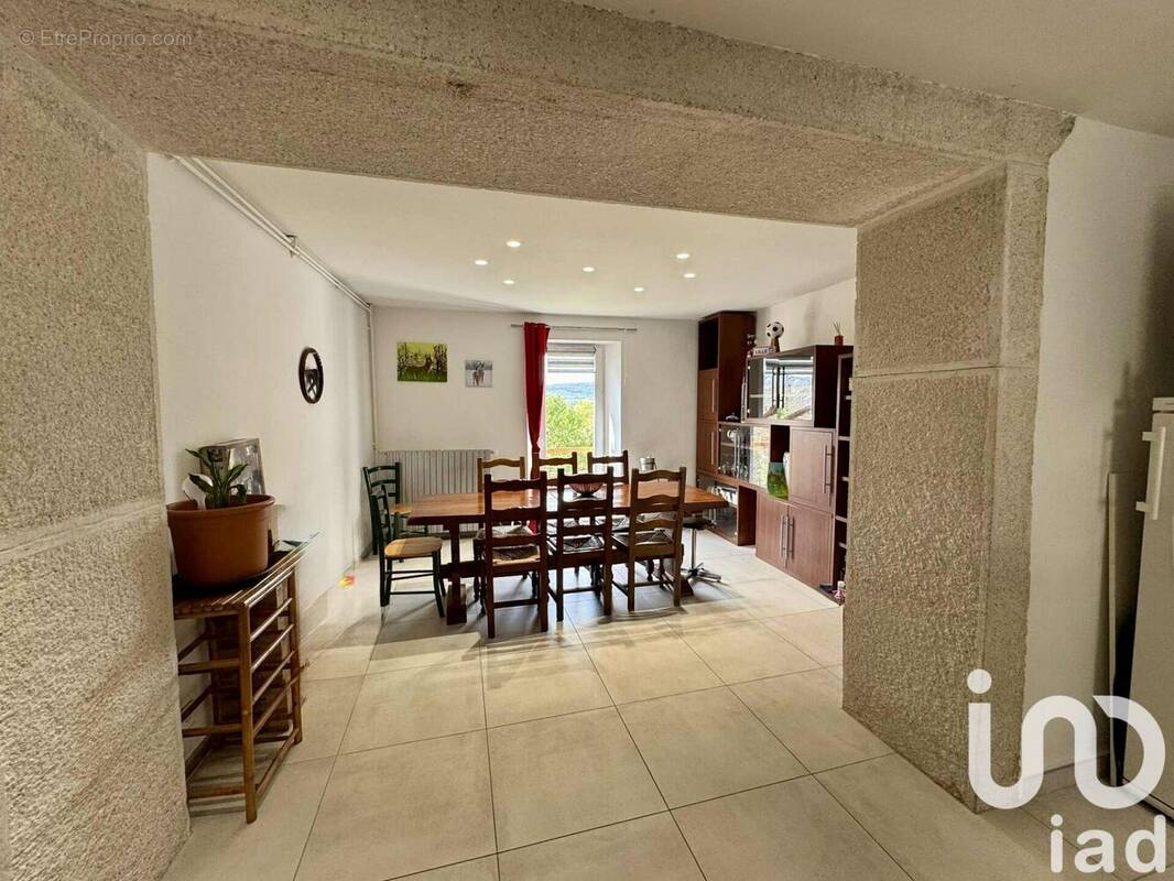 Photo 1 - Maison à VIRIEU-LE-PETIT