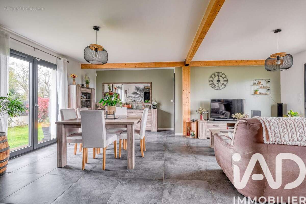 Photo 3 - Maison à CHARNY