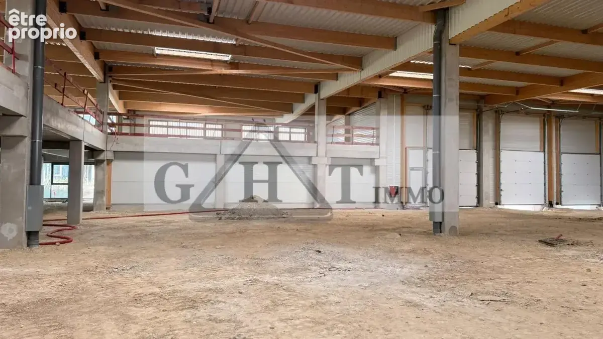 A vendre 3537 m² entrepot et bureaux a tremblay en france - photo 13