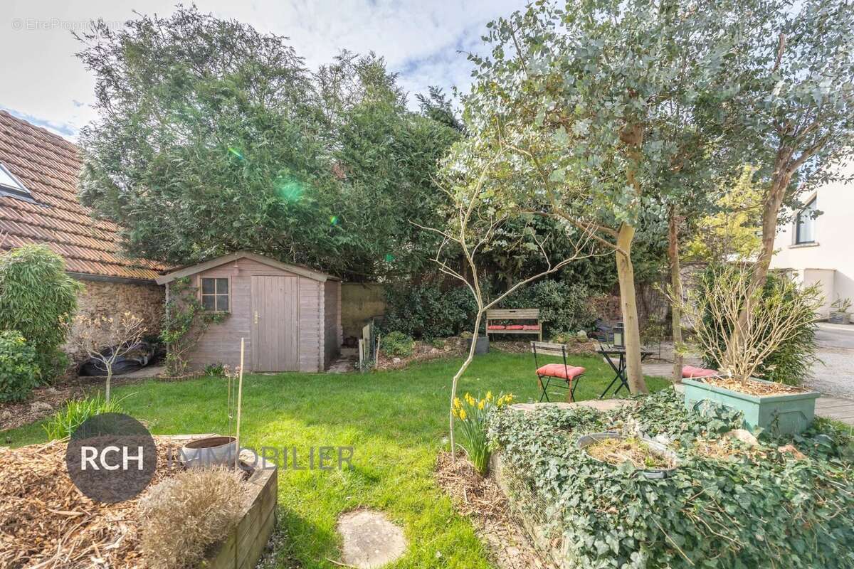 Maison à MONTFORT-L'AMAURY