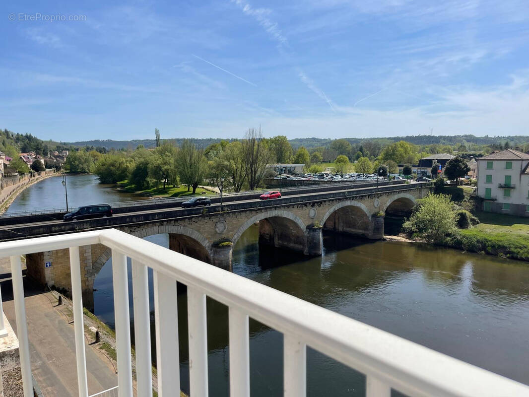Appartement à LE BUGUE