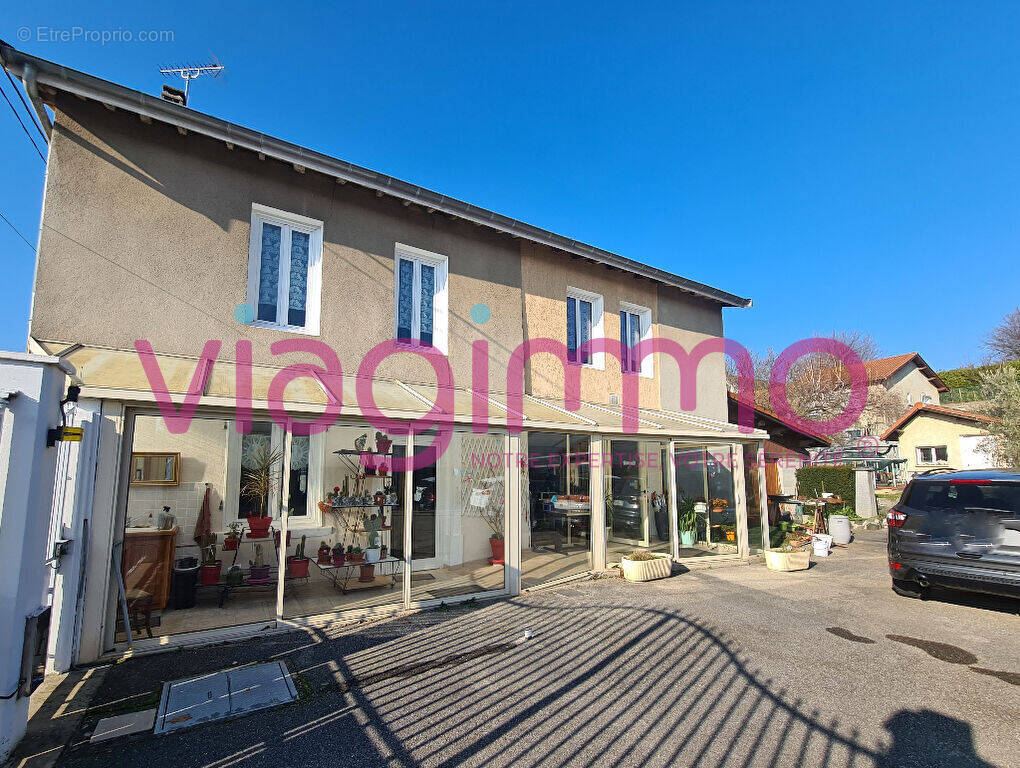 Maison à SAINT-PRIEST