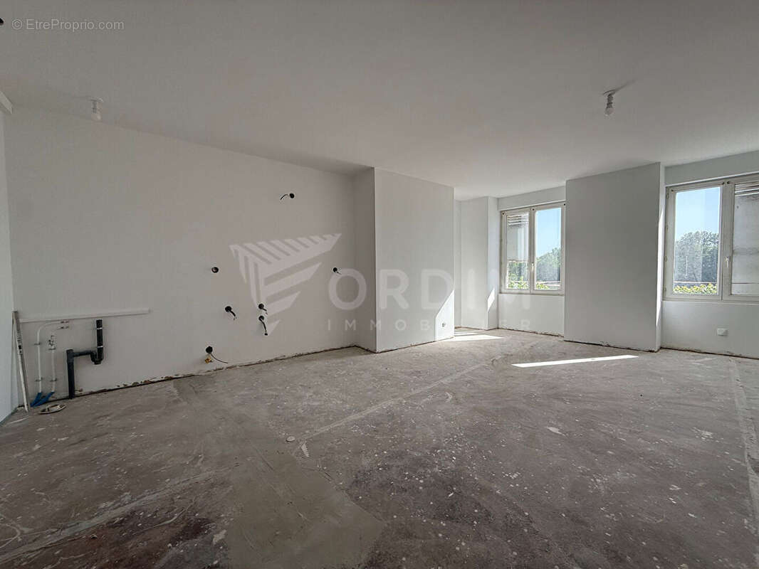 Appartement à NEUVY-SUR-LOIRE