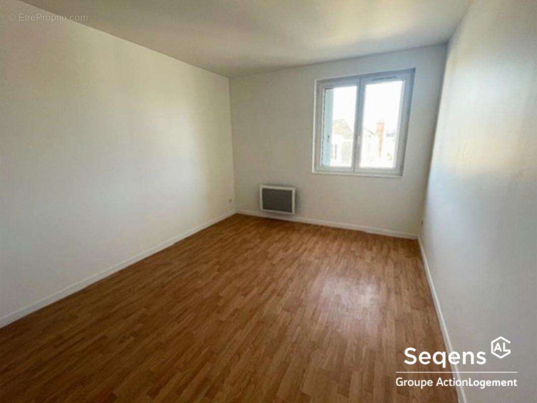 Appartement à LES MUREAUX