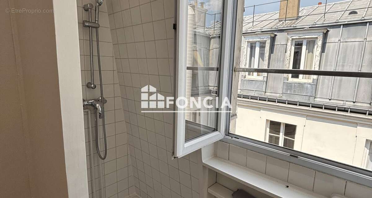 Lumineuse chambre avec douche rue la fayette - photo 6