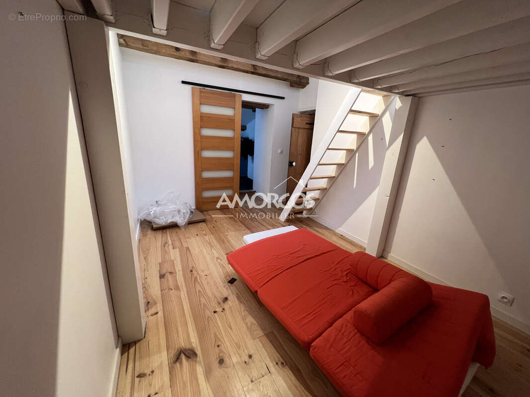 Maison de village de plus de 200 m2 habitables avec terrasse - photo 12