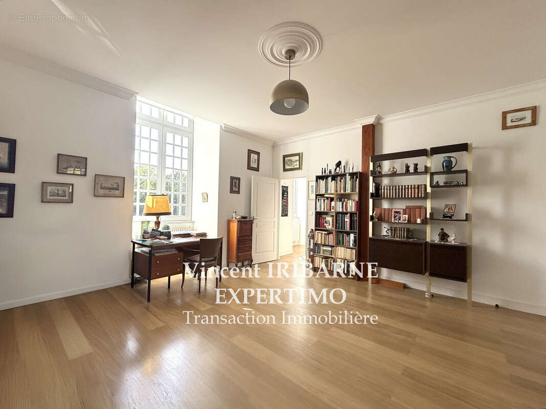 Appartement à SAINTES