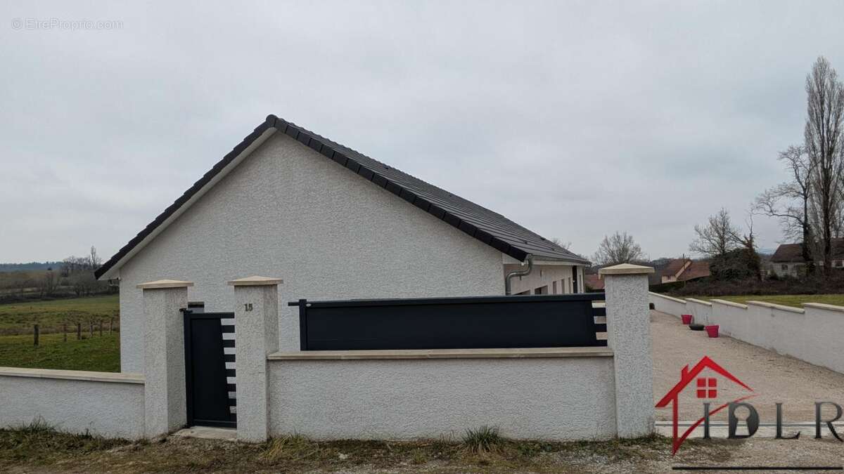 Maison individuelle, 6 Chambres, DPE A+, Piscine Pompe à Cha - photo 8
