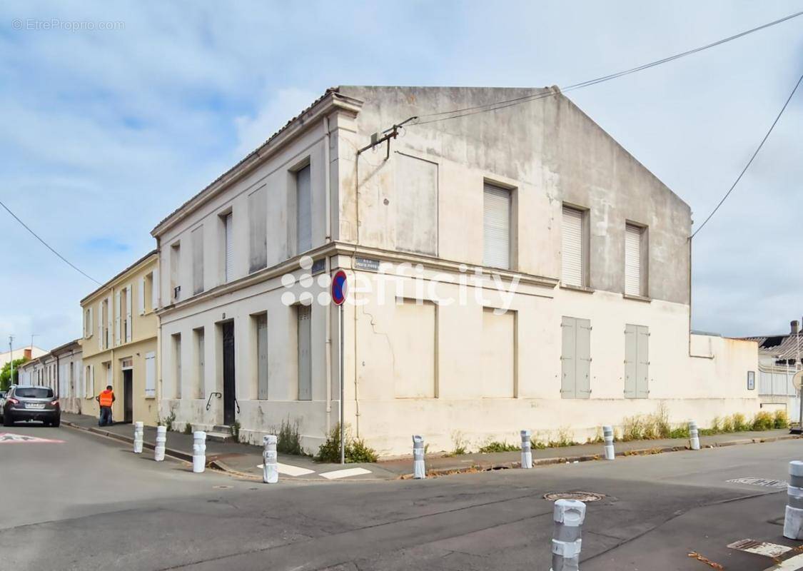 Maison à ROCHEFORT