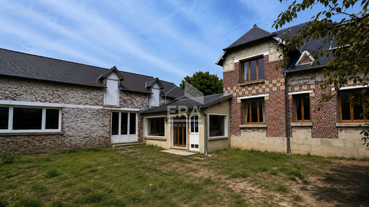 Maison à QUIERZY