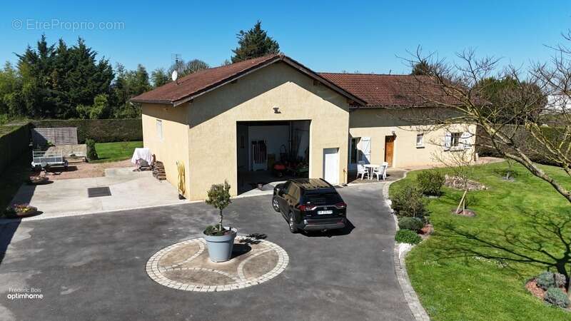 Maison à VONNAS