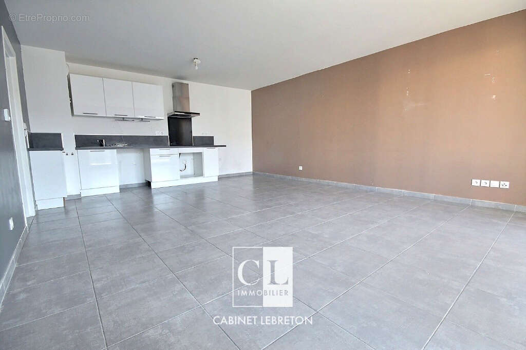 Appartement à MARSEILLE-10E
