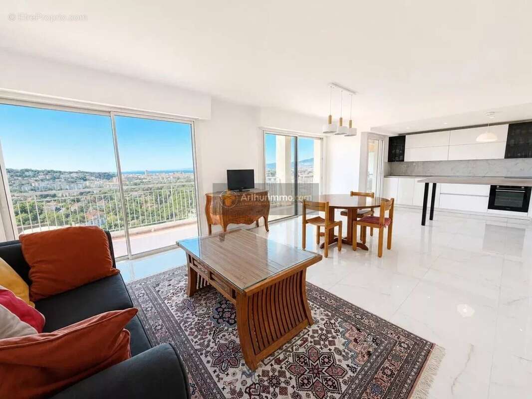 Appartement à SAINT-RAPHAEL