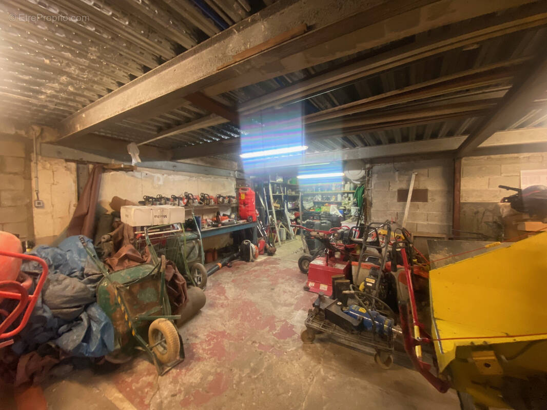 Commerce à FONTENAY-SOUS-BOIS