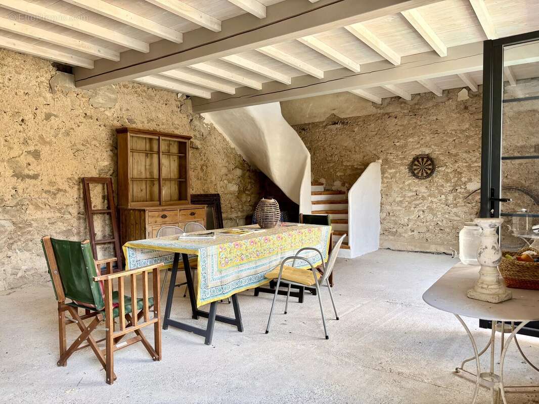 Une oasis privée : une magnifique maison en pierre restaurée au cœur du Minervois - photo 12