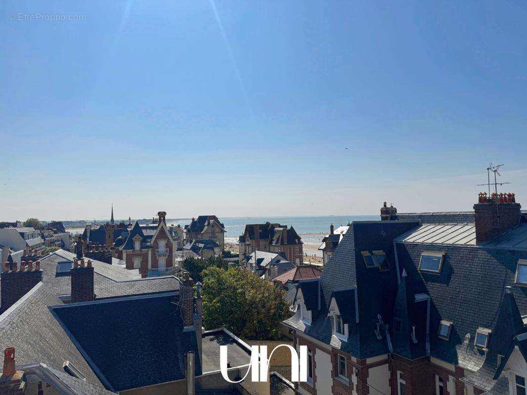 Commerce à HOULGATE