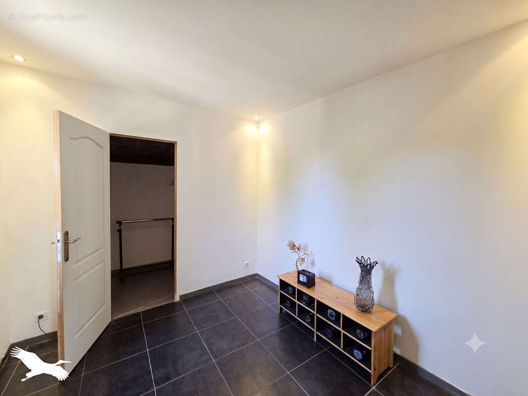 Appartement à MARSEILLE-11E