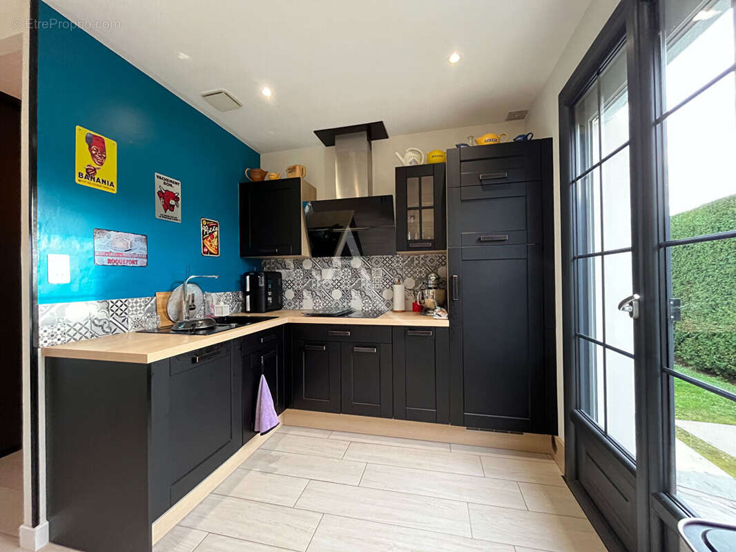 Maison à COMMEQUIERS