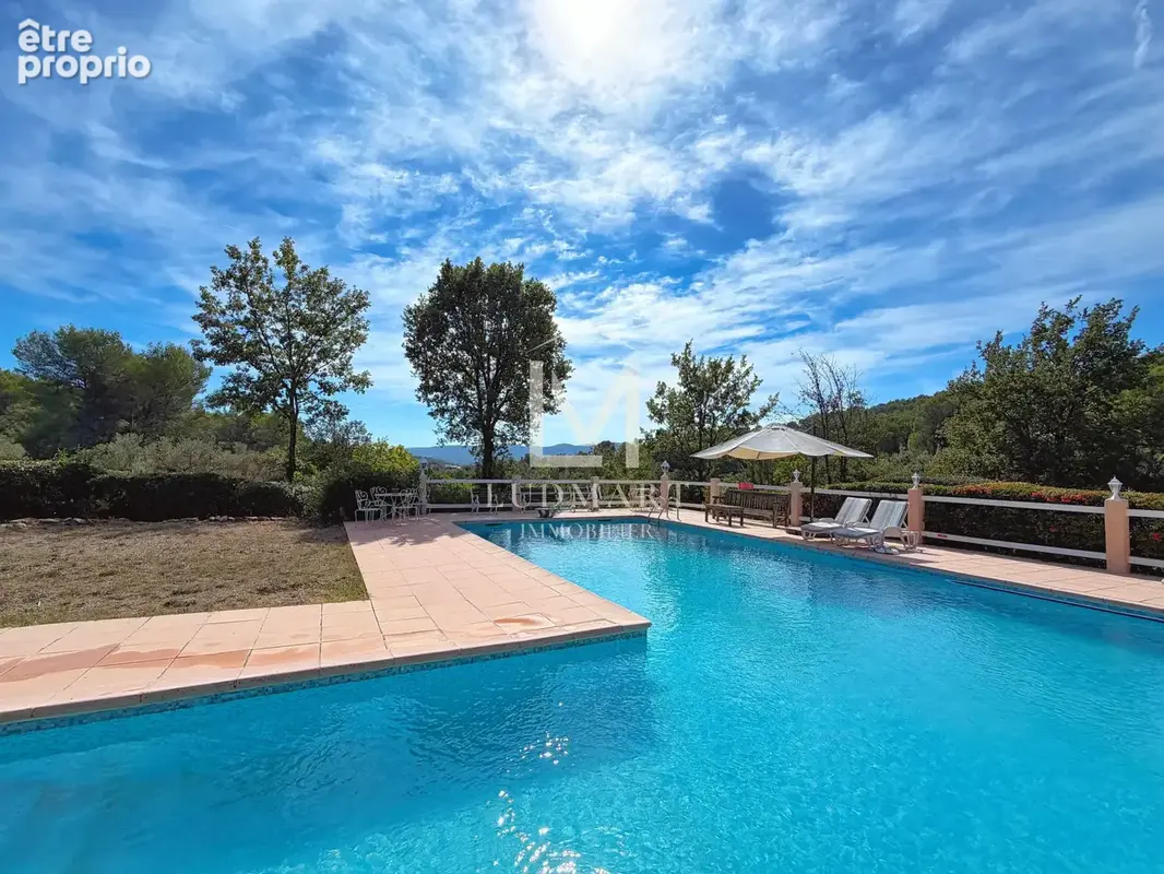 Propriété à vendre à Lorgues   225 m2 habitables, 5 chambres, maison d’amis, piscine et terrain de 4 000 m2 - photo 6
