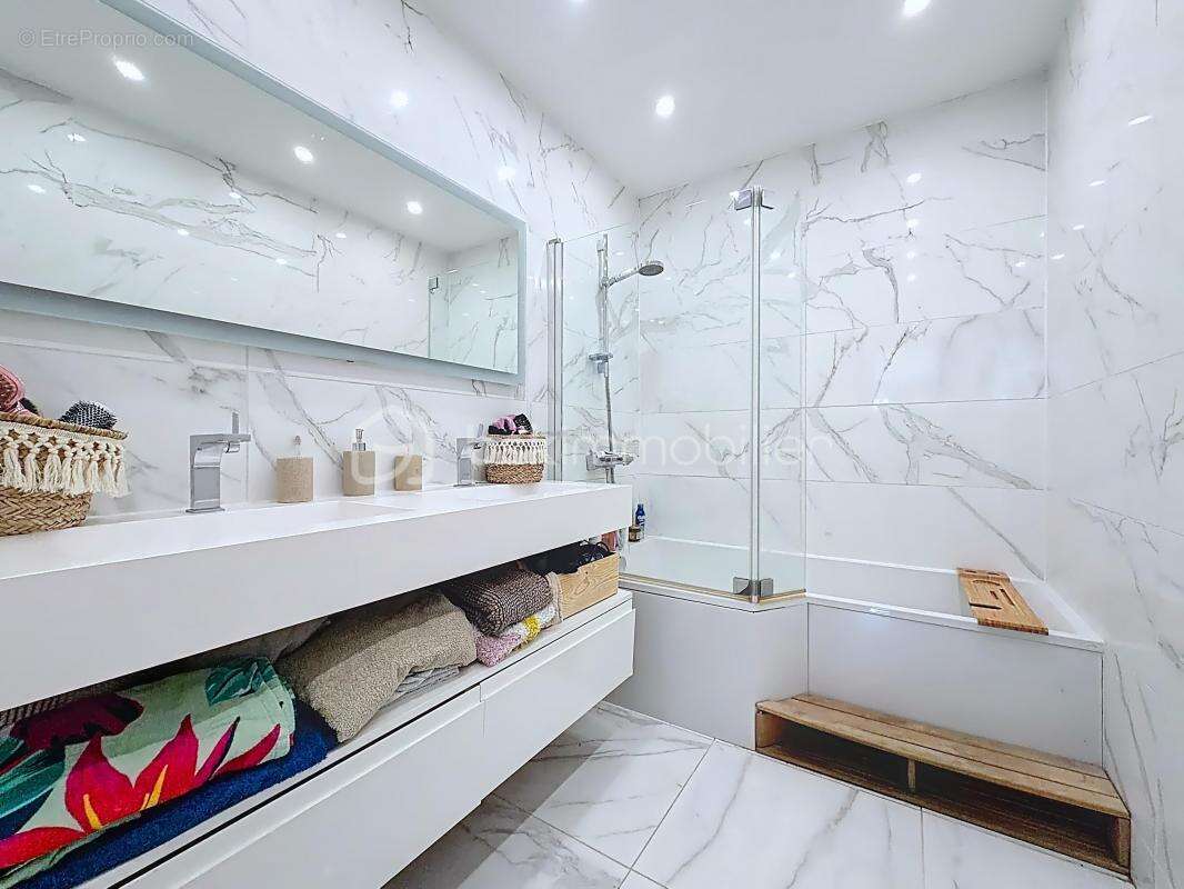 Appartement à ECHIROLLES