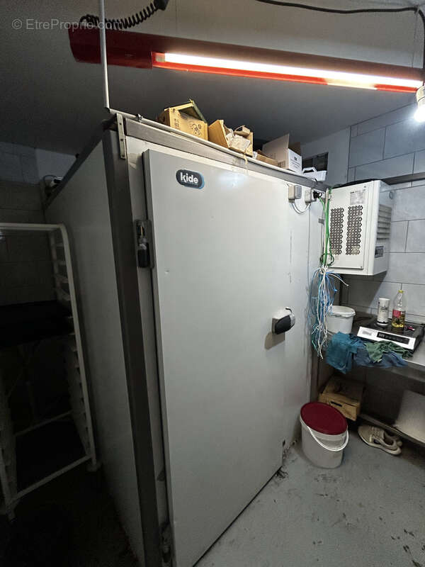 Commerce à IVRY-SUR-SEINE