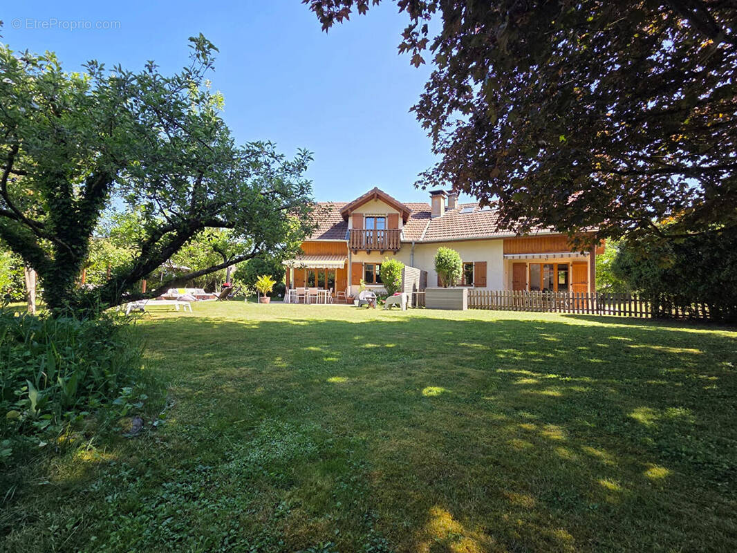 Maison à VIRY