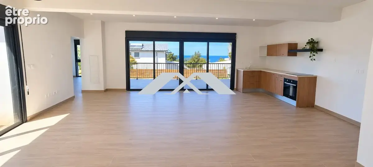 Maison 4 pièces 120 m² à vendre à Saint-Pierre (97410) - photo 6