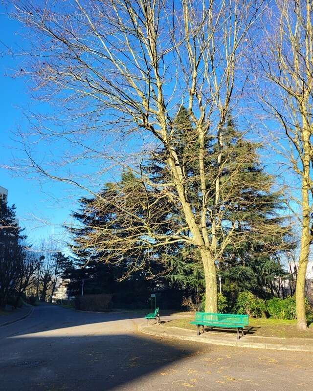 Appartement à ROSNY-SOUS-BOIS