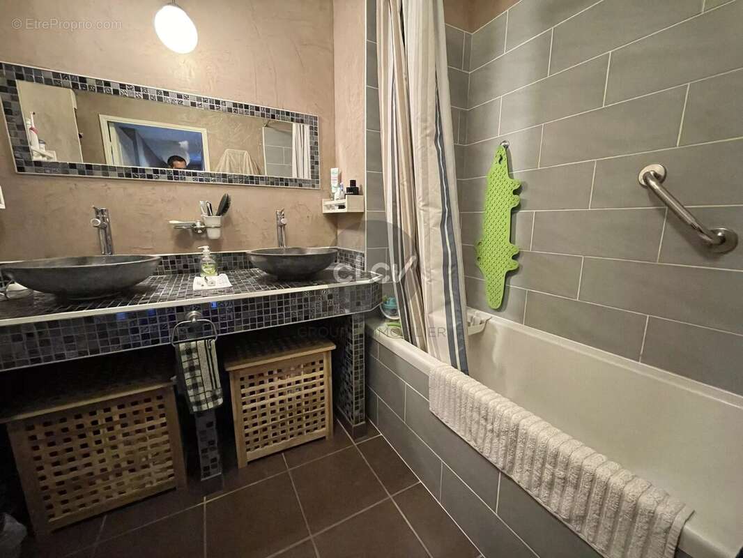 Appartement à VAULX-EN-VELIN