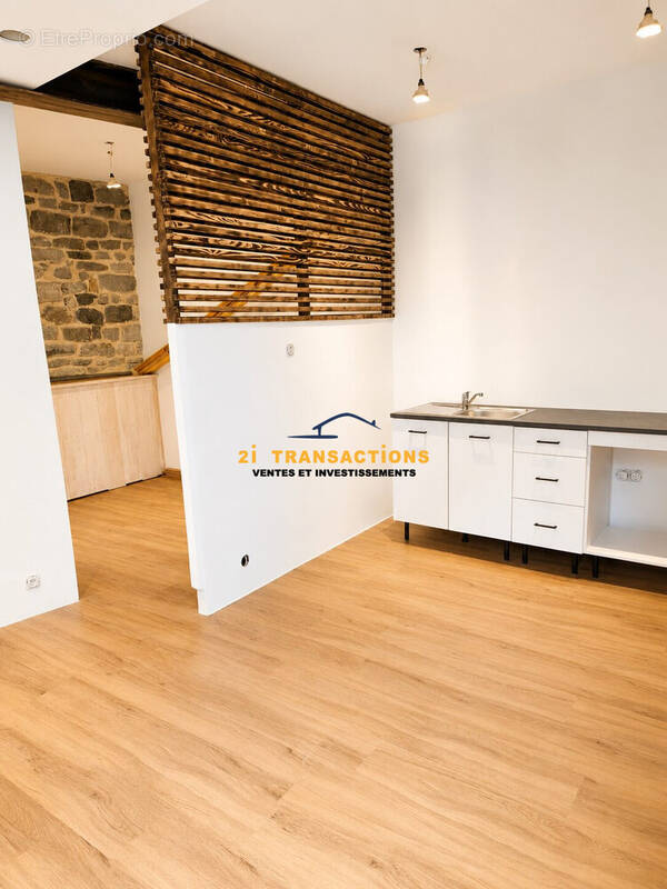 Appartement à SAINT-ETIENNE