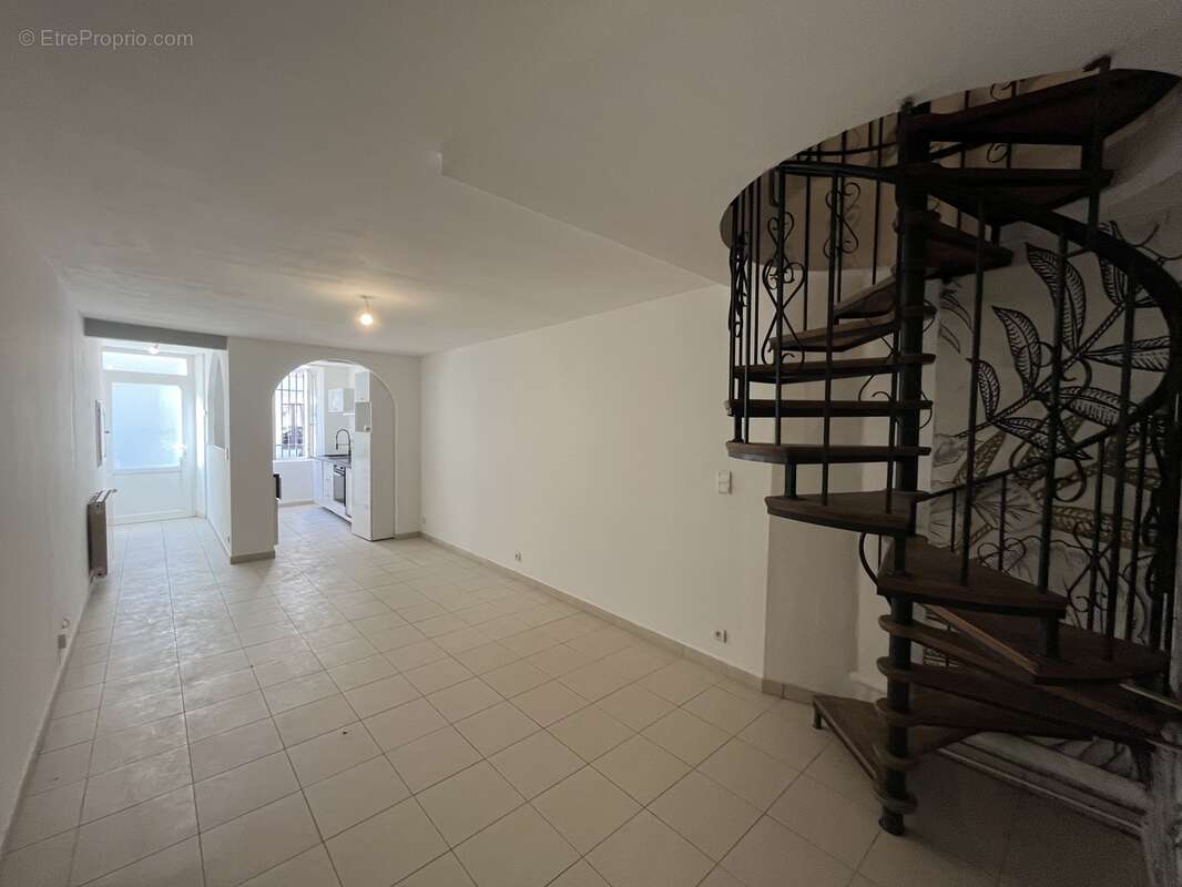 Maison 115 m² à Villeneuve-Sur-Lot  - photo 4
