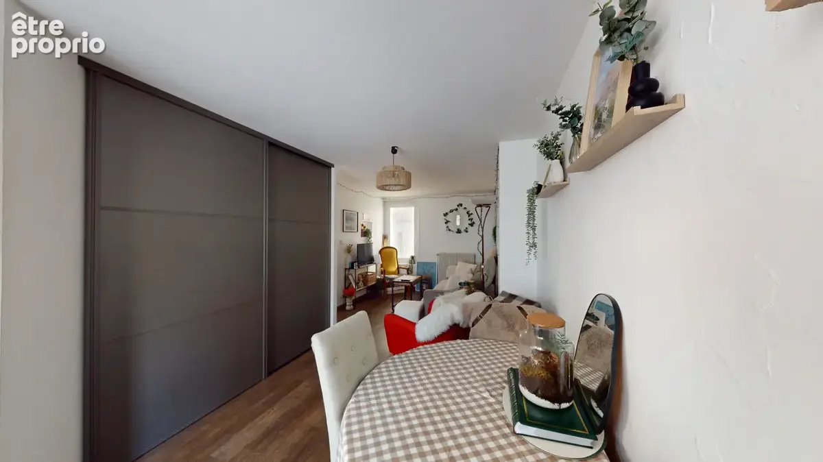 Charmant appartement à vendre en plein centre-ville de Saumur - photo 3