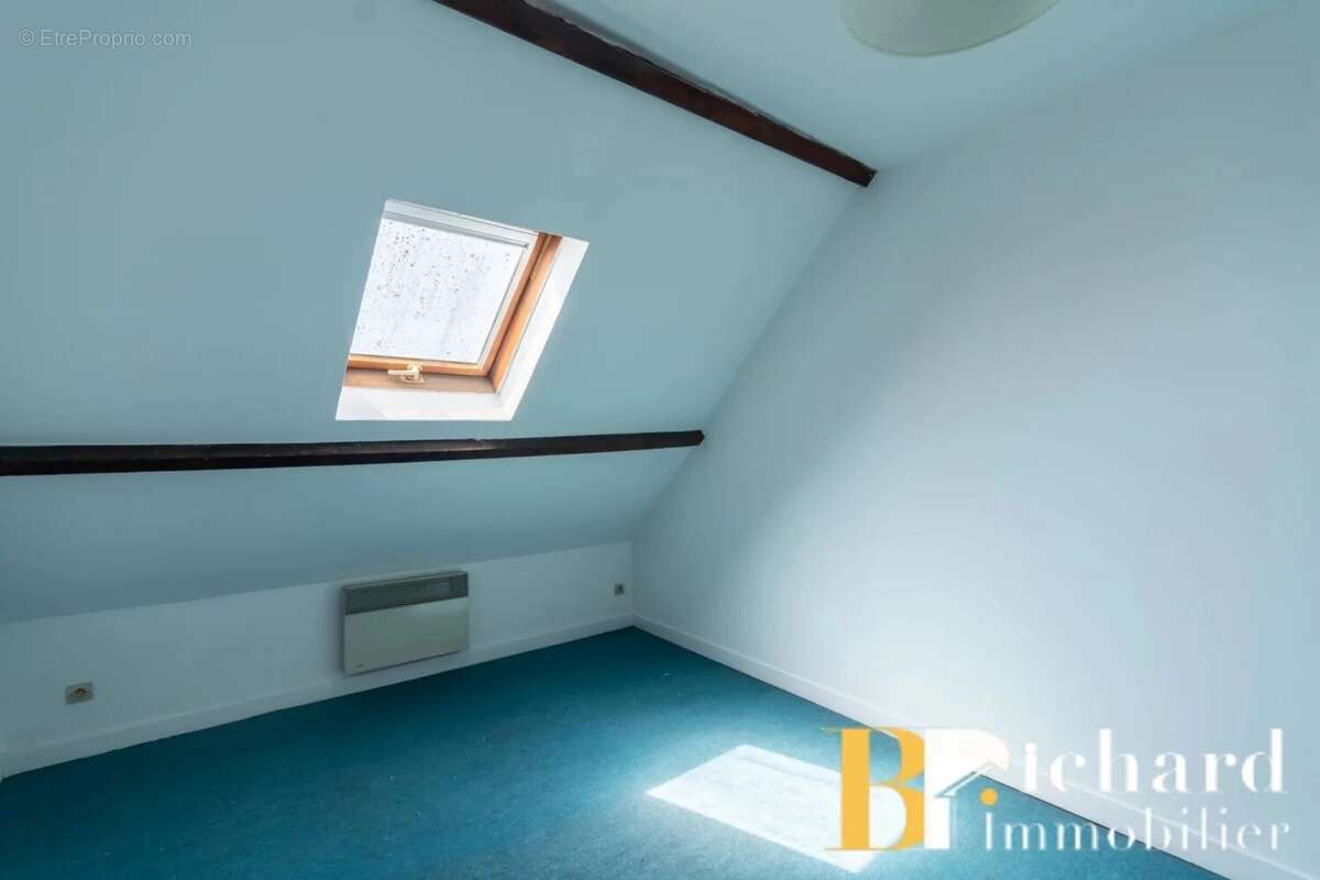LAON VILLE HAUTE – Appartement  70 m² avec stationnement - photo 4