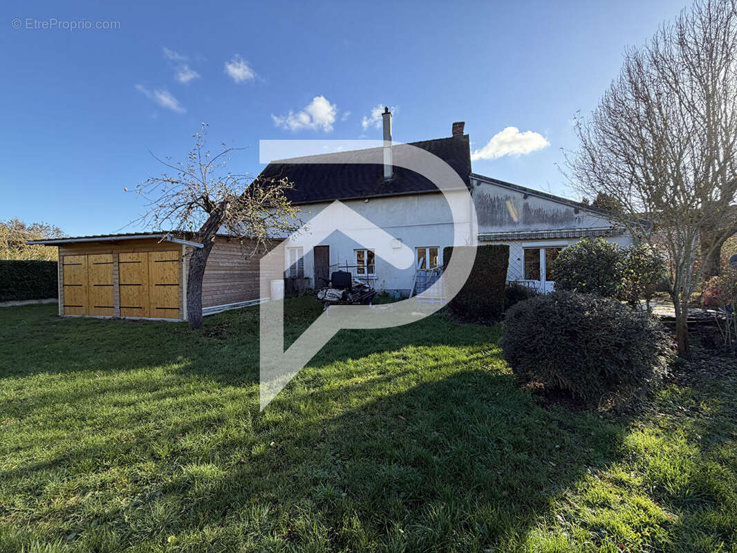 Maison à EZY-SUR-EURE