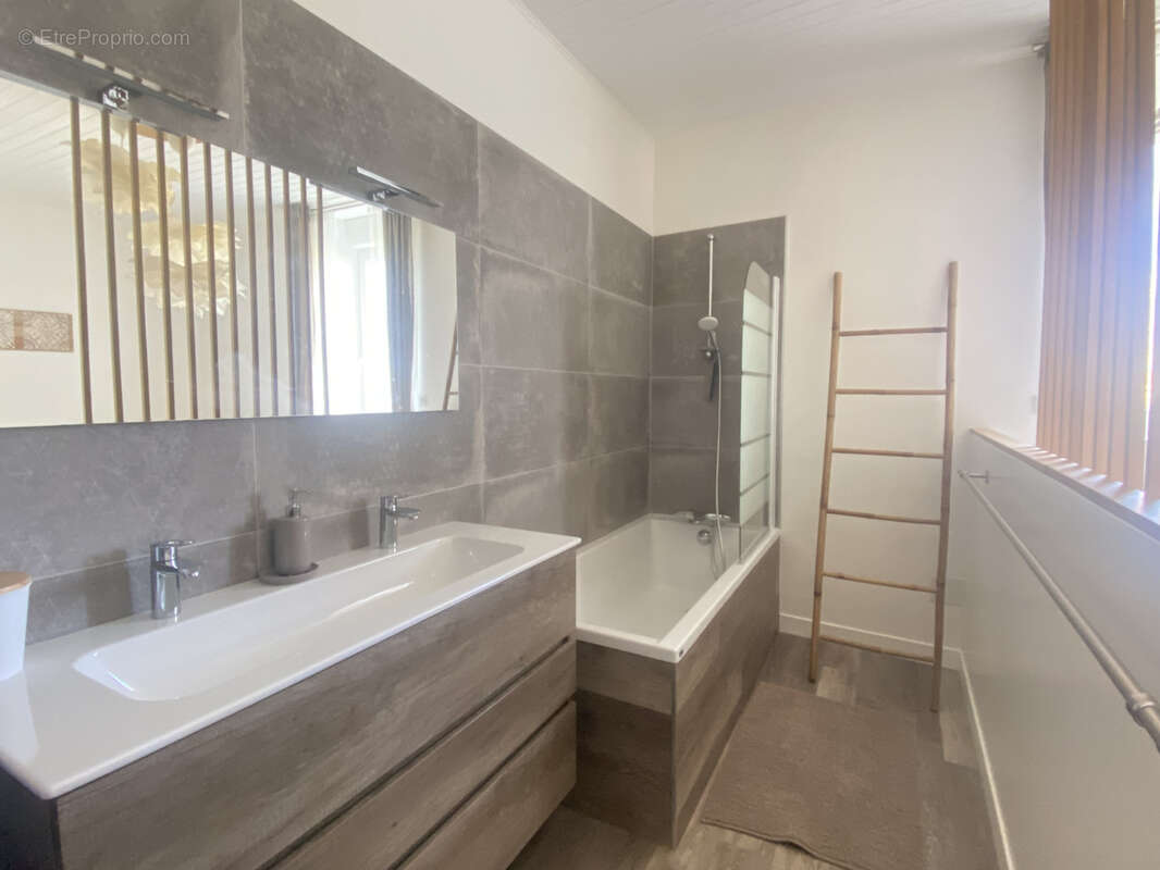 Maison à MEUNG-SUR-LOIRE