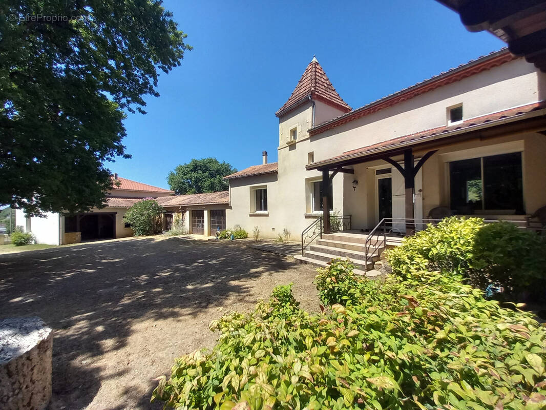 Maison à FUMEL