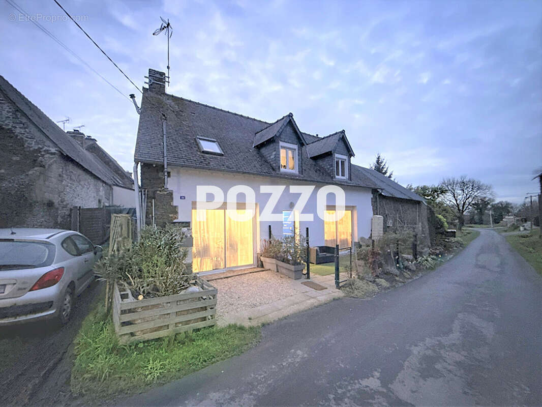 Maison à BAGUER-PICAN