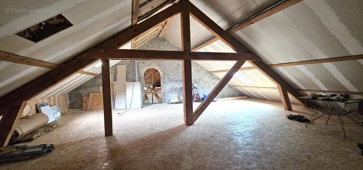 Maison à HAUTEVILLE-LOMPNES