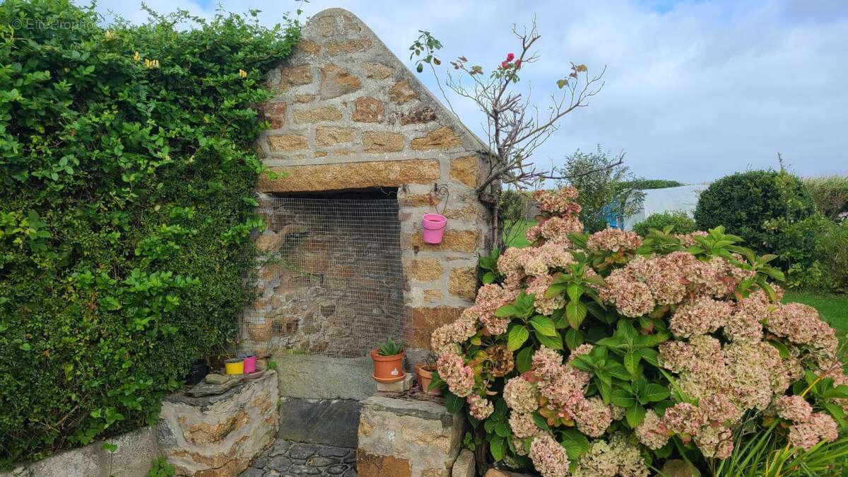 Maison à PLOUGASNOU