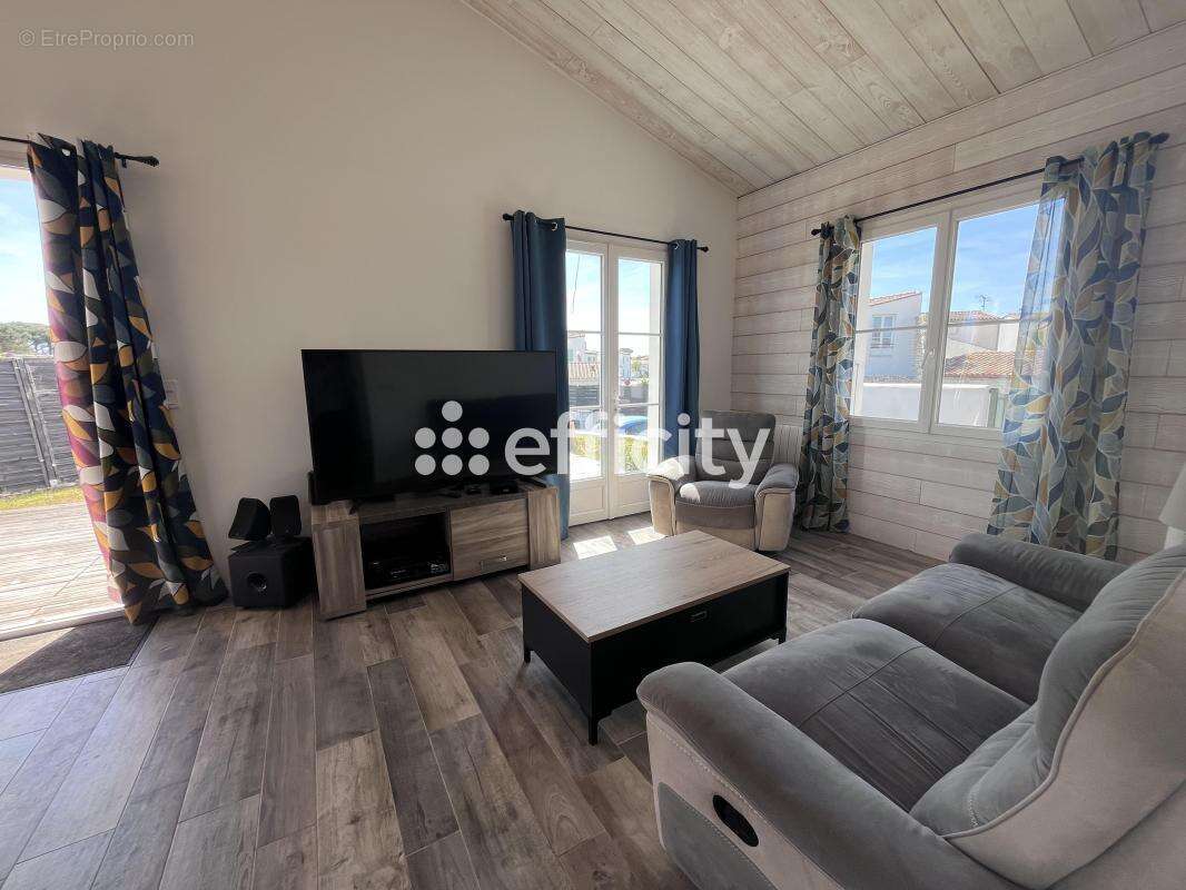 Maison 108 m² à Rivedoux-Plage  - photo 7