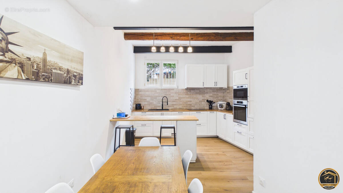 CUISINE/SAM - Maison à QUARANTE