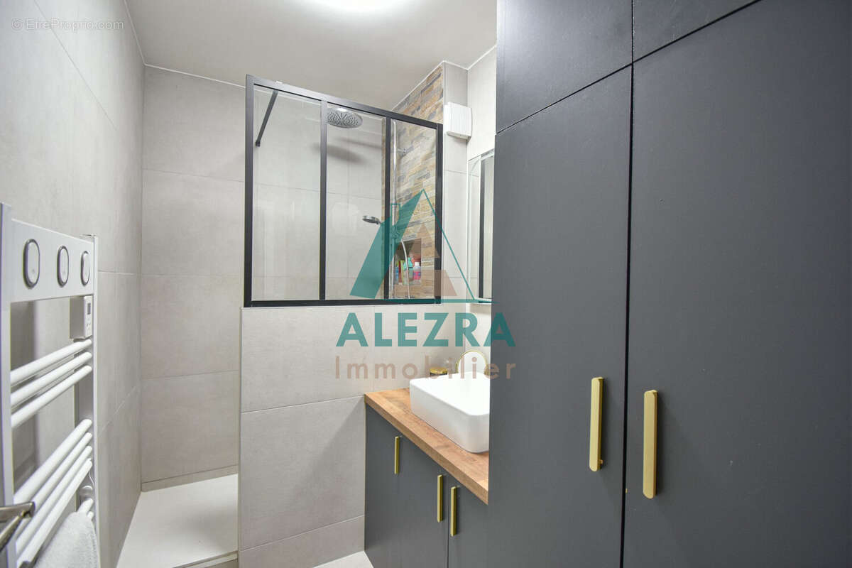 Appartement à LA CELLE-SAINT-CLOUD