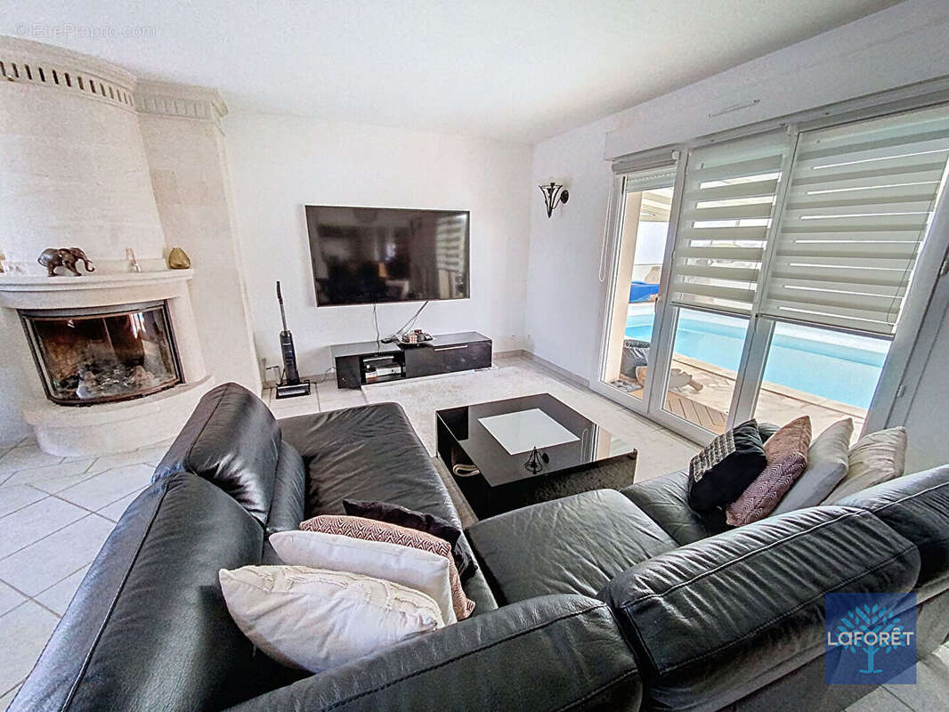 Maison à LEUVILLE-SUR-ORGE