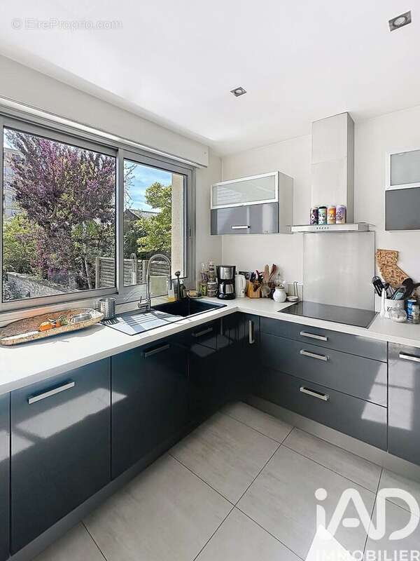 Photo 4 - Maison à LES LILAS