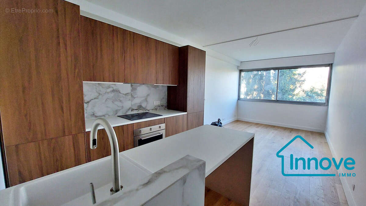 Appartement 44 m² à Rocquencourt  - photo 2