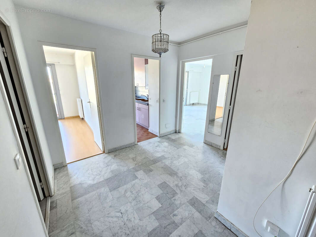 Appartement à HYERES