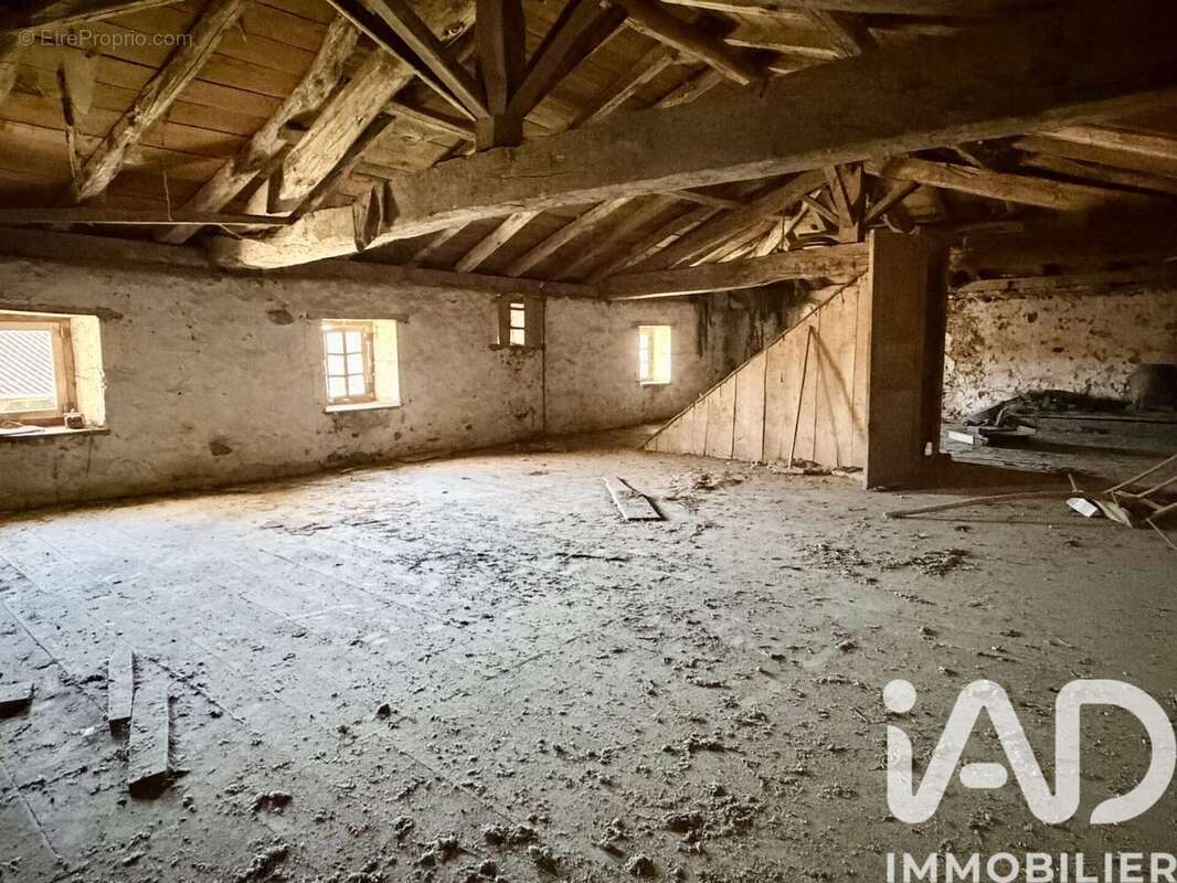 Maison 83 m² à Rouzede  - photo 7