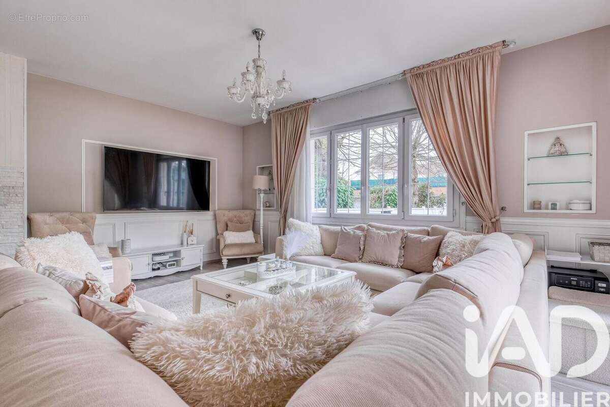 Photo 9 - Maison à MONTFERMEIL